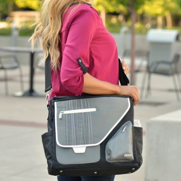 JJ Cole Diaper Bag Metra Baby Bag NWT Grey and Black - Picture 1 of 12